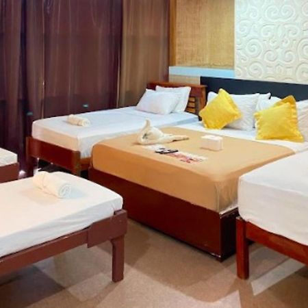Villa Rosita Hotel Naga City By Reddoorz Exterior foto